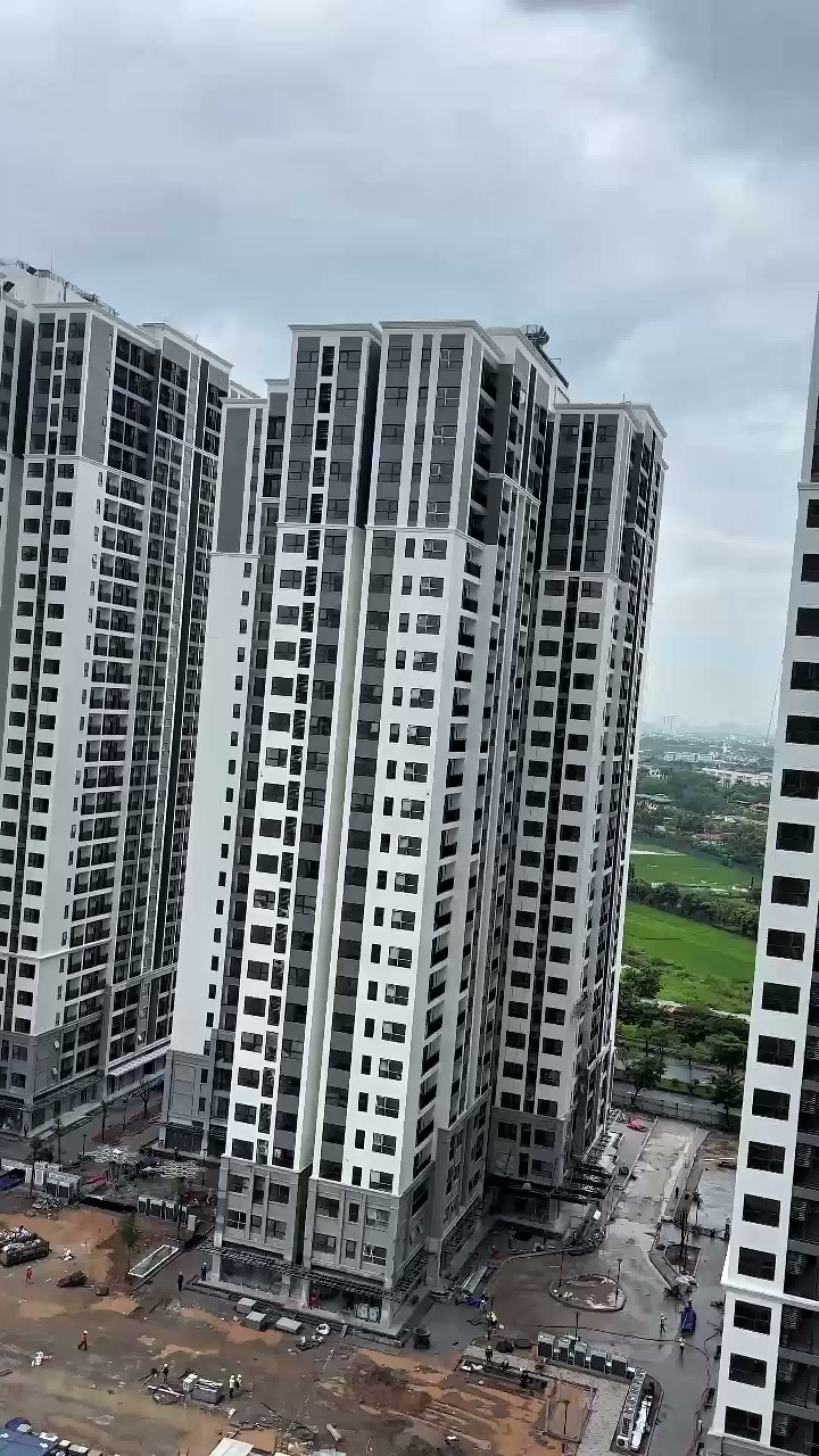 Căn hộ 2N góc 63m London 2 Vinhomes Oceanpark Gia Lâm - ảnh 2