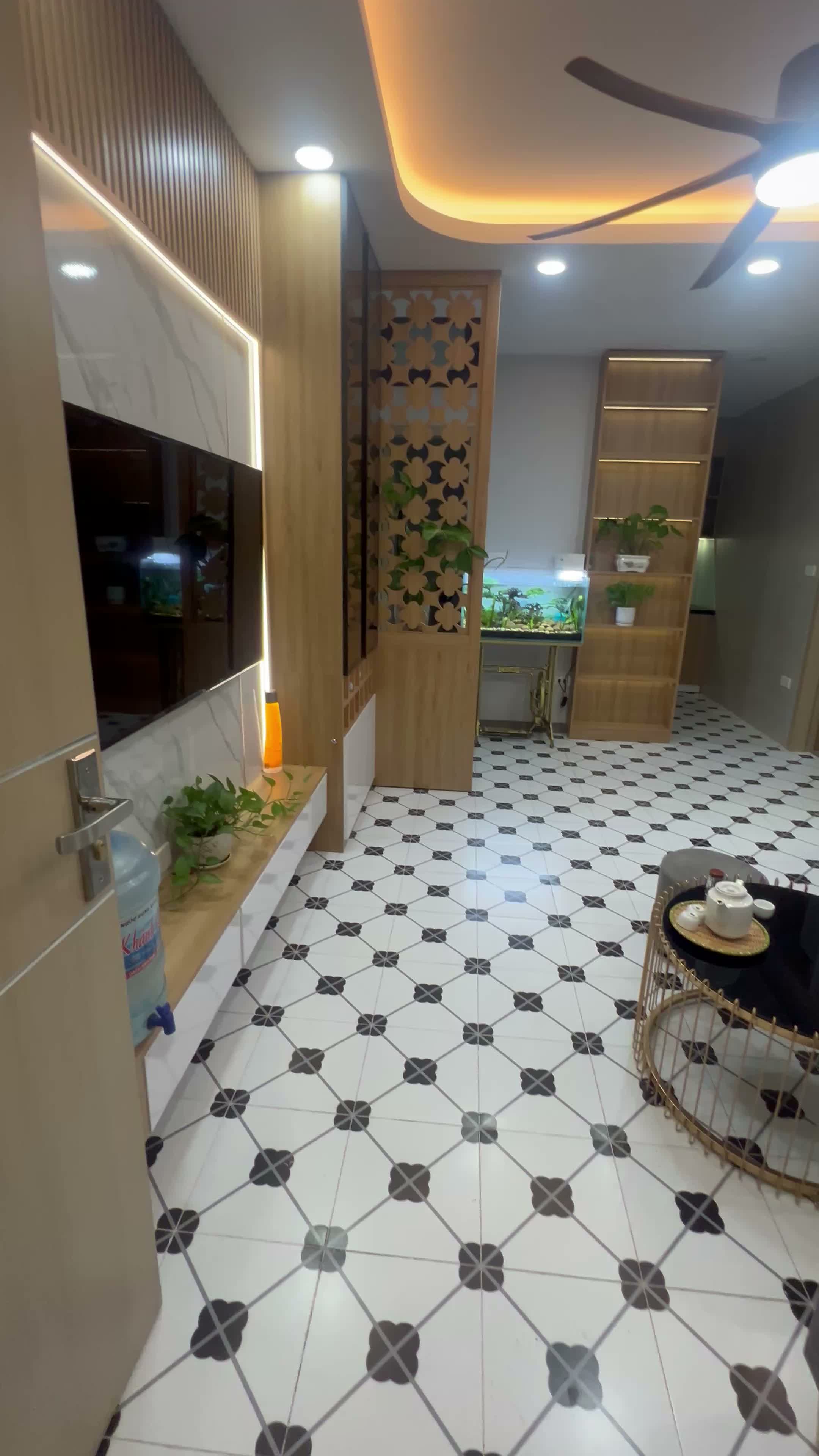Bán Gấp CC -2 PN -60m2, có sổ đỏ, full nội thất -  tại Hồ Tùng Mậu - ảnh 2